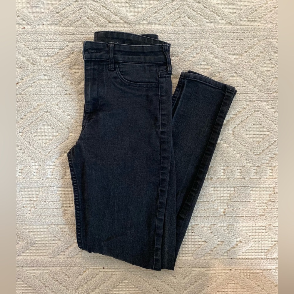 Black skinny jeans